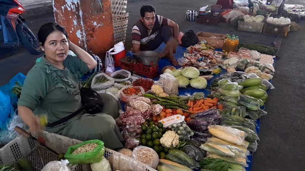 Harga Sejumlah Bahan Pokok di Demak Bergerak, Daging Ayam Tembus Rp42 Ribu per&nbsp;Kilogram